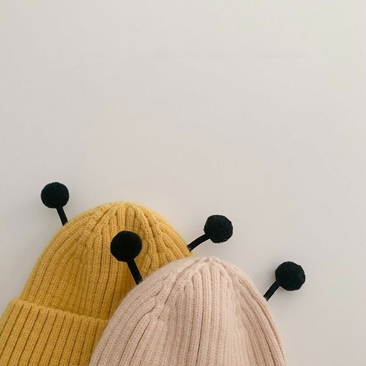【Hats】熊ちゃん ニット帽子 ハチ耳付き 5色